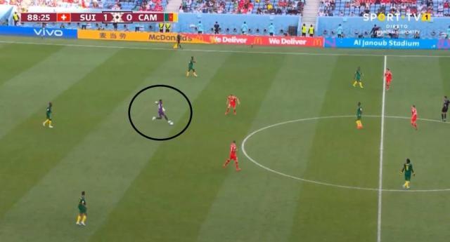 趣体育APP-奥纳纳因不够古典遭主帅弃用，宋：球队比个性重要