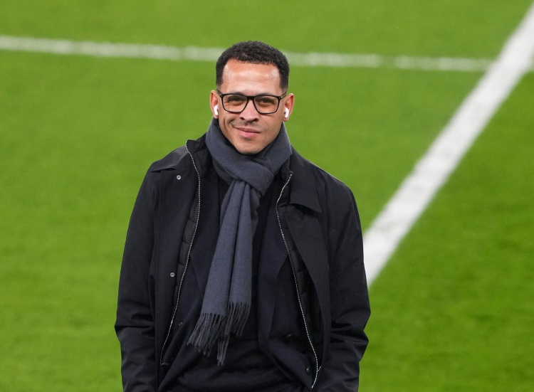 趣体育-罗塞尼尔：不明白为何里斯·詹姆斯被绊倒没点球 我们要保持水平